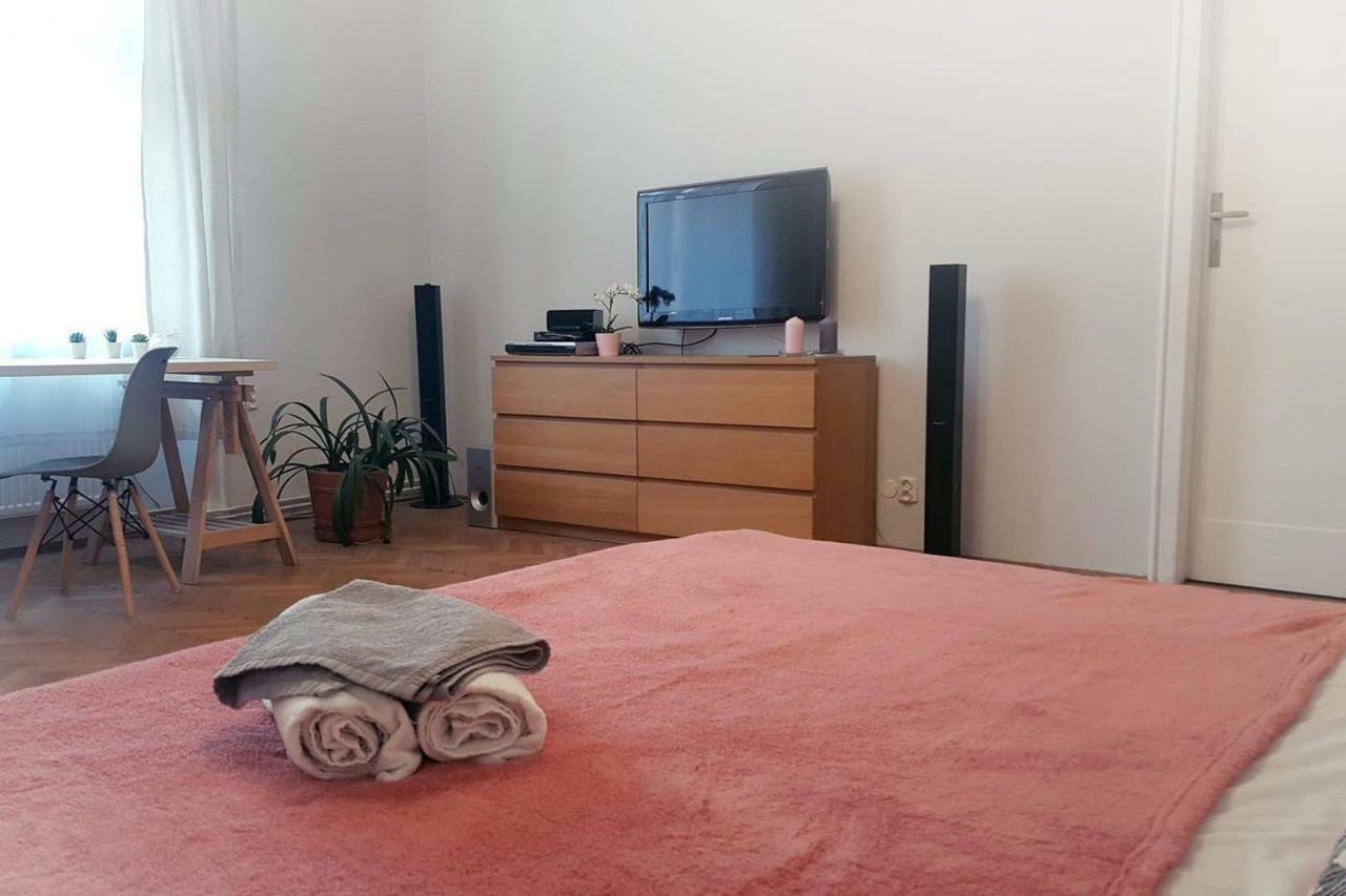 Kings Neighbor. Apartment 600 Meters From Castle Cracovia Exterior foto