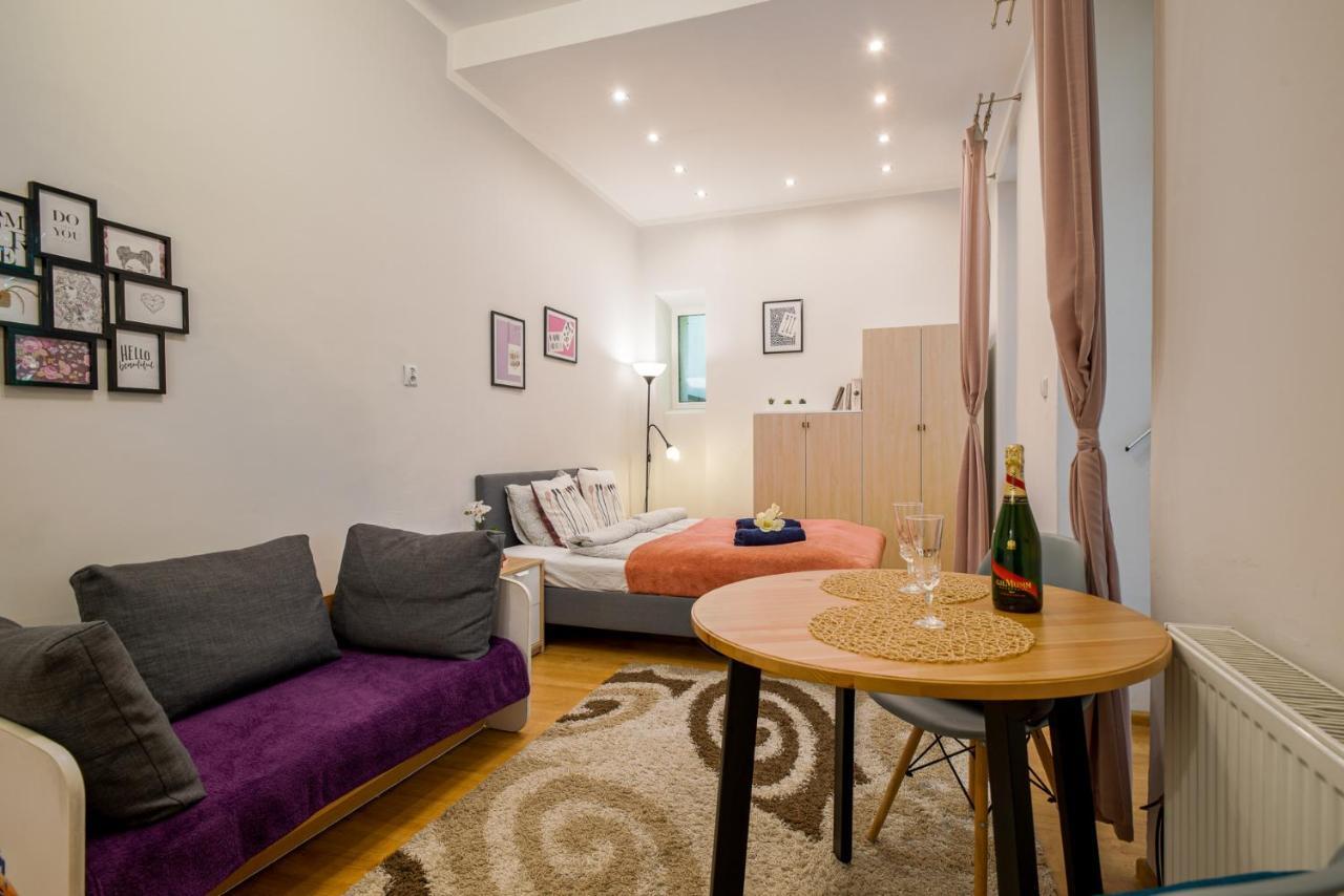 Kings Neighbor. Apartment 600 Meters From Castle Cracovia Exterior foto