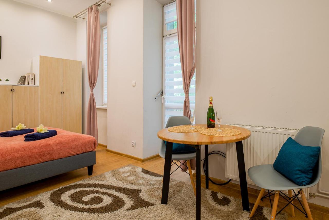 Kings Neighbor. Apartment 600 Meters From Castle Cracovia Exterior foto